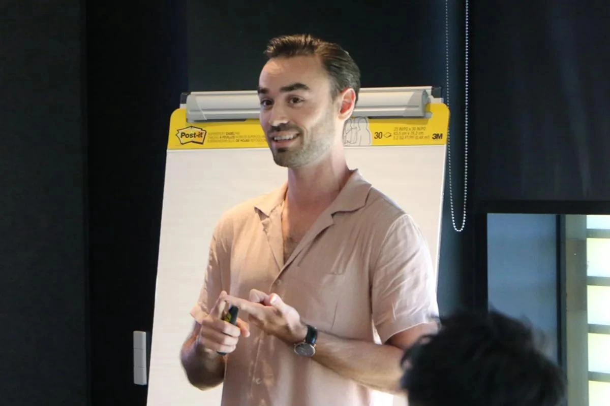 JY Scauri presenting at MFA Lecture the Lecturers, Sydney